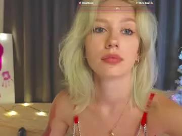 feelbetterwithme from Chaturbate