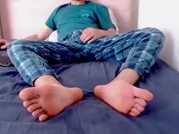 feetishoney from Chaturbate