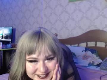 Felvivalkitty from Chaturbate
