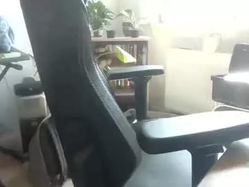 Fem_alice_louis_dom from Chaturbate