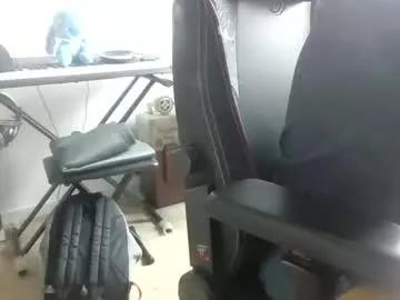 Fem_alice_louis_dom from Chaturbate