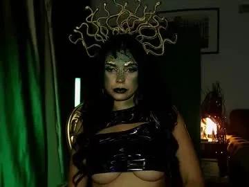 Fiercehuntress from Chaturbate