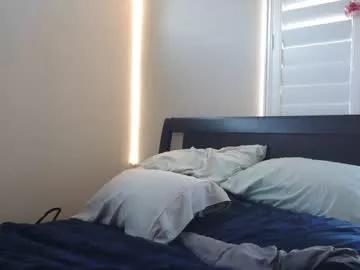 Fitnfreakymanbun from Chaturbate
