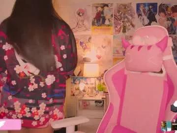 Flora_angelical from Chaturbate
