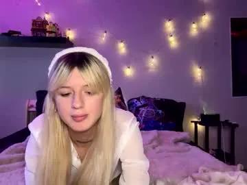 fluffy_delle from Chaturbate is Freechat