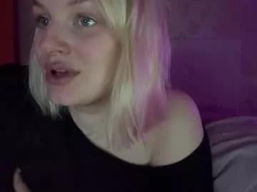 foxfrromearth from Chaturbate
