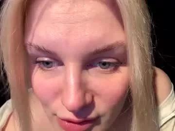 foxfrromearth from Chaturbate