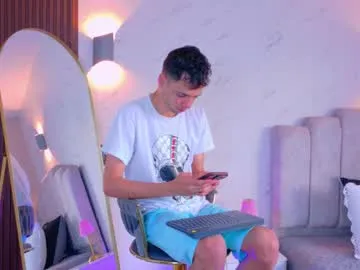 Freechat franco_boys on Chaturbate