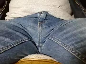 fuzzyblues from Chaturbate