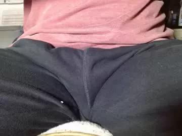 fuzzyblues from Chaturbate