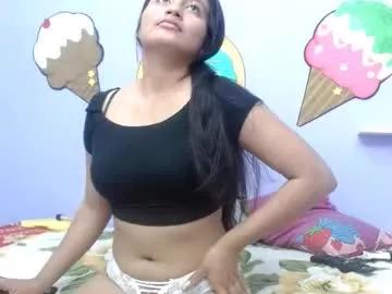 Gatubelacute18 from Chaturbate
