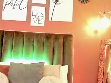 genesiswhite from Chaturbate
