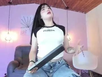 gennesis_love from Chaturbate