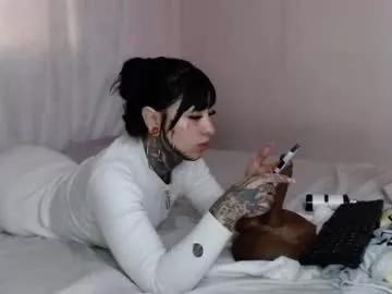 giagh_ from Chaturbate