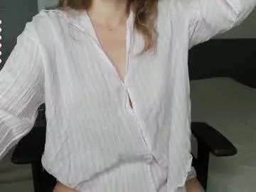 gigihadd from Chaturbate