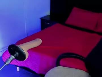 giiabloom from Chaturbate