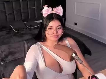 giiabloom from Chaturbate