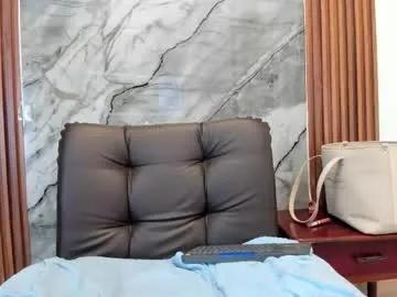 Gisselle21 from Chaturbate