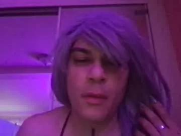 Glow92 from Chaturbate