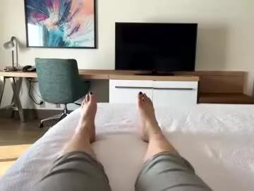 goddessloracarolina from Chaturbate