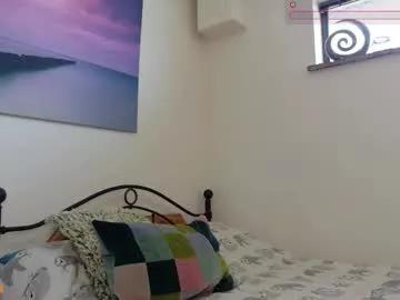 Goldie_peach from Chaturbate