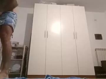 goodhornyboy24 from Chaturbate