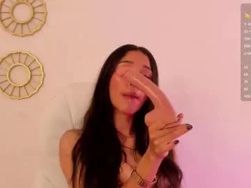 gorgeous_brunette from Chaturbate