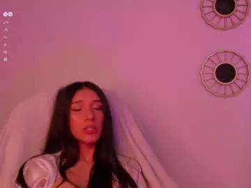 gorgeous_brunette from Chaturbate