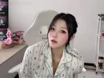 gorgeous_girl33 from Chaturbate