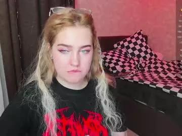 Gothkittys from Chaturbate