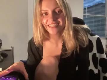 greeneyeddream129 from Chaturbate