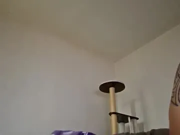 Freechat greenvertgo on Chaturbate