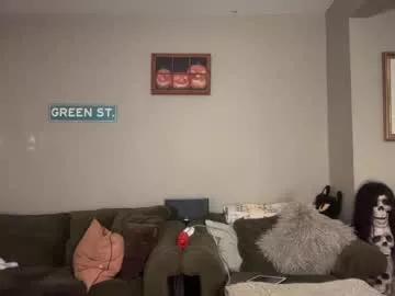 greenxxxqueen from Chaturbate
