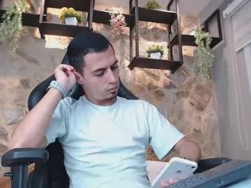 gregorymanccinni from Chaturbate