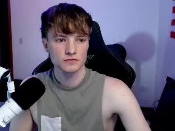 gucciboi4 from Chaturbate