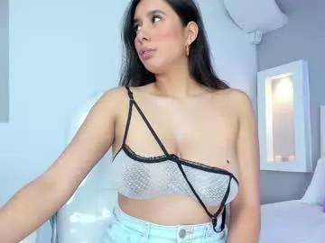 hannapaola from Chaturbate