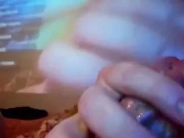 happyharddick423 from Chaturbate