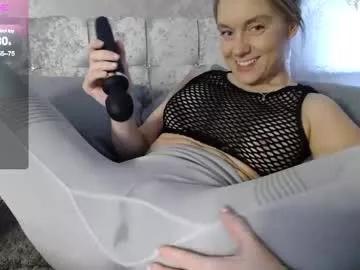 Harleyrebz from Chaturbate