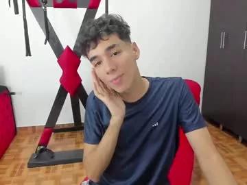 harry_latinboy from Chaturbate