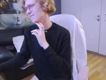 harrybrain from Chaturbate