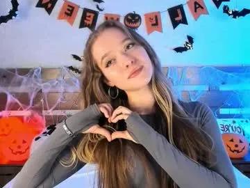 Hazelmorris from Chaturbate