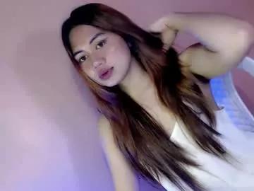 Heart_of_asia from Chaturbate