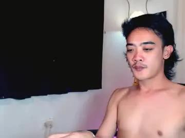 Heavenlyhugecockx from Chaturbate