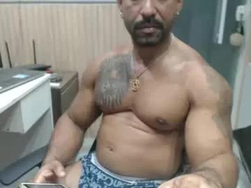 hebertgomes from Chaturbate