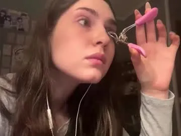 Freechat hedwiggrossberg on Chaturbate