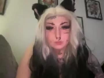 hell0kittyblood from Chaturbate