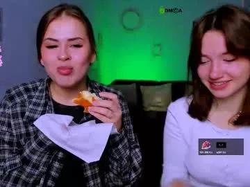 helli_belli from Chaturbate