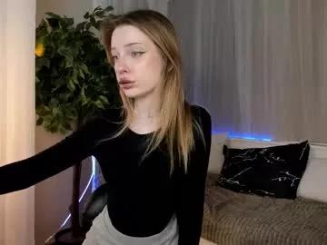 heyydoraa_ from Chaturbate