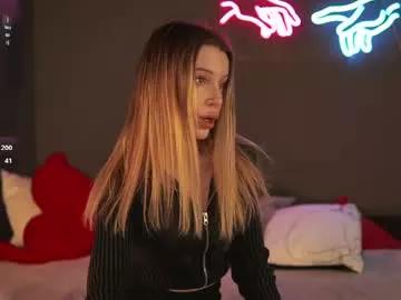 heyydoraa_ from Chaturbate