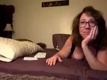 hidden_gold_milf from Chaturbate